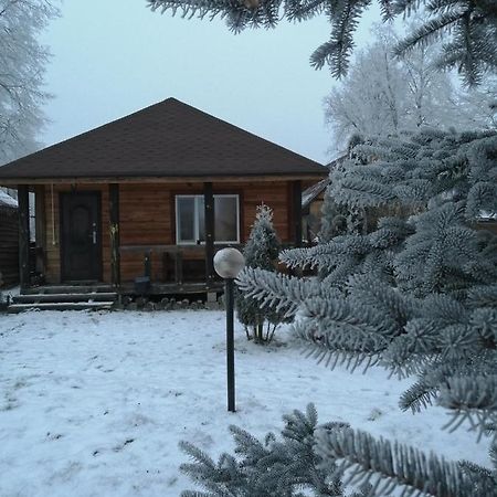 Usadba Kupalinka Hotel Ostrovo Bagian luar foto