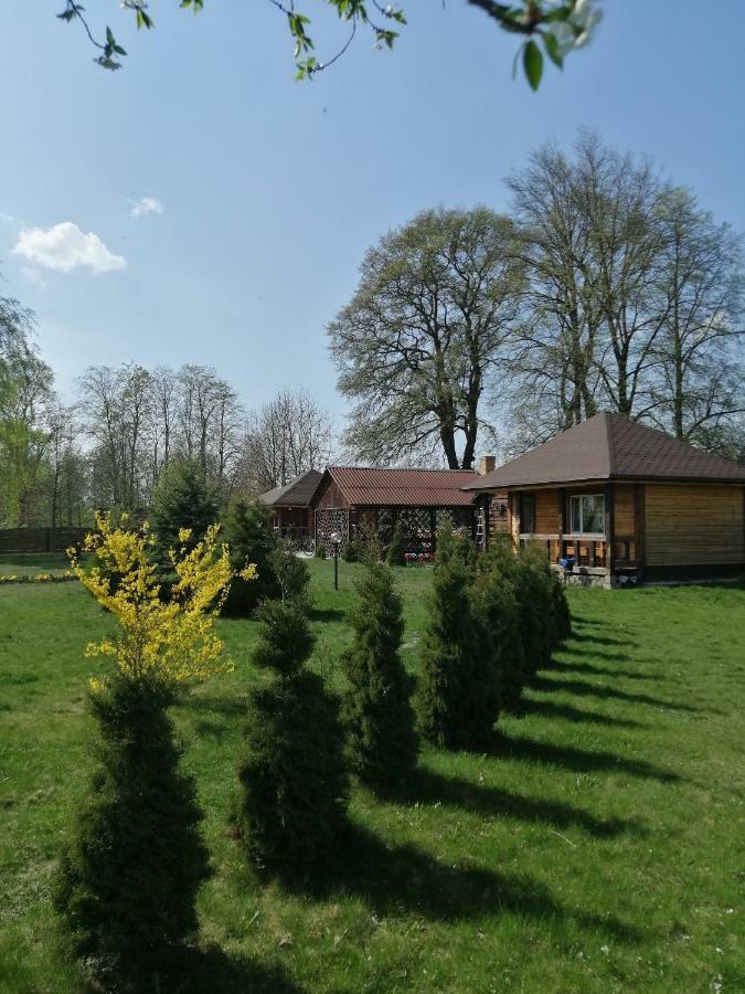 Usadba Kupalinka Hotel Ostrovo Bagian luar foto